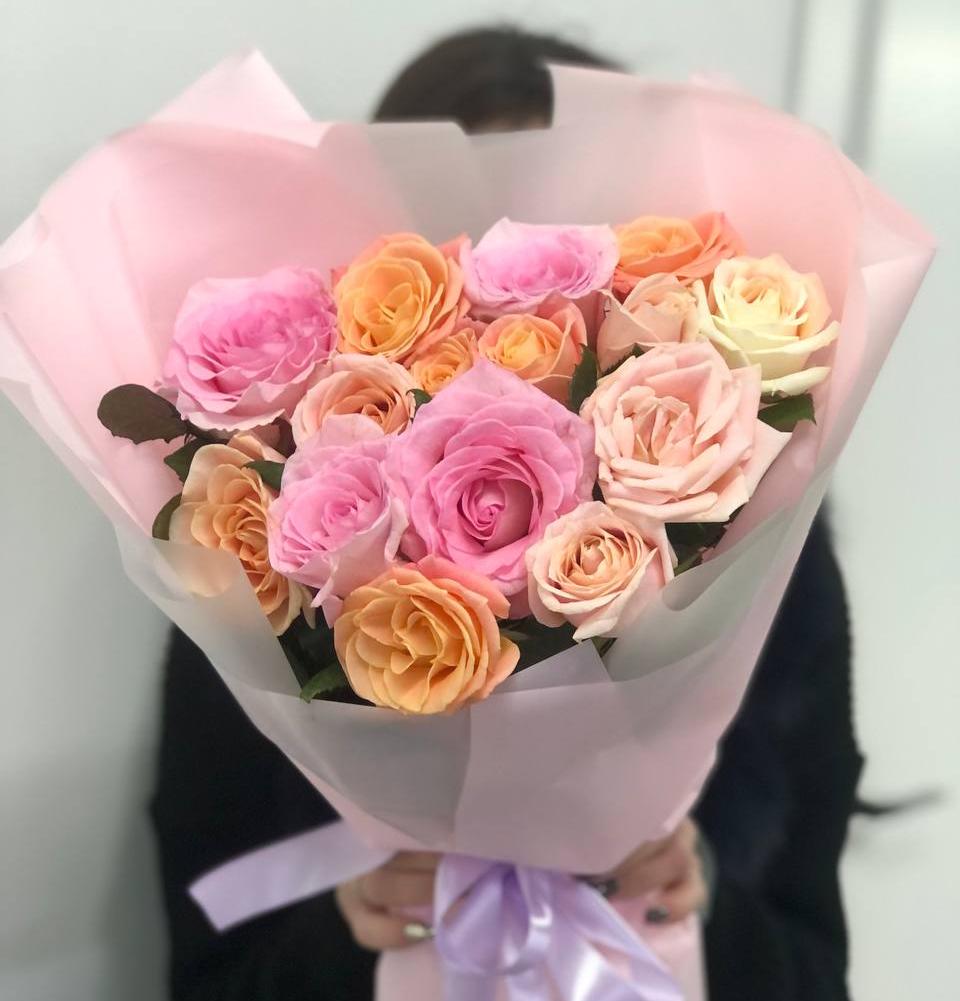 Букет "15 разноцветных роз"
