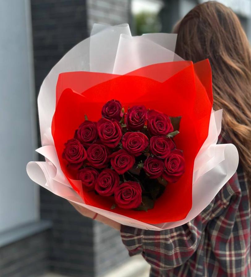 Букет "15 бордовых роз 70/80 см"